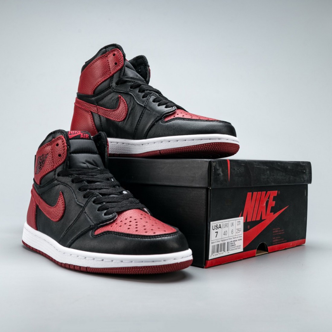 Air Jordan 1 Retro "Bred Banned"